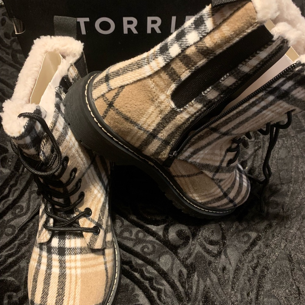 Black/Beige Plaid Combat Boots